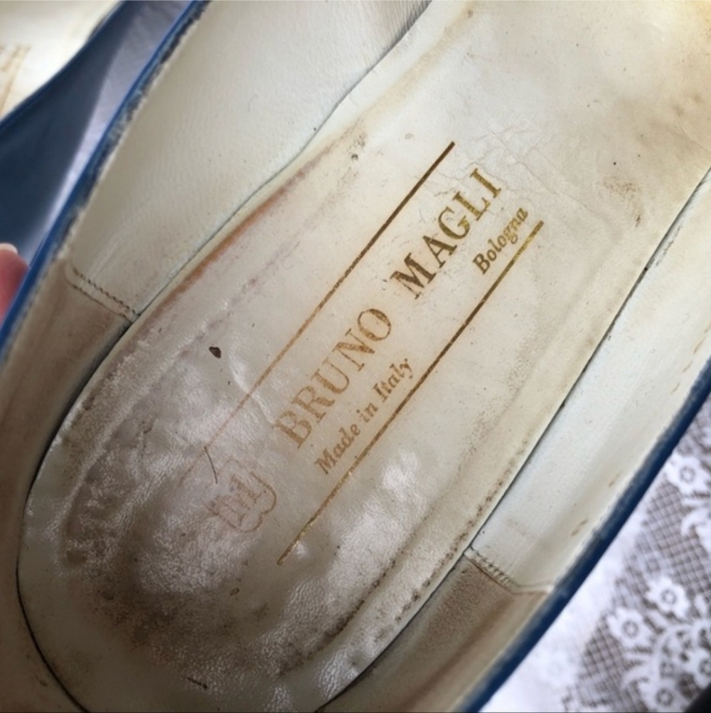 Vintage Bruno Magli High Heels with Knot Detail - Picture 12 of 15